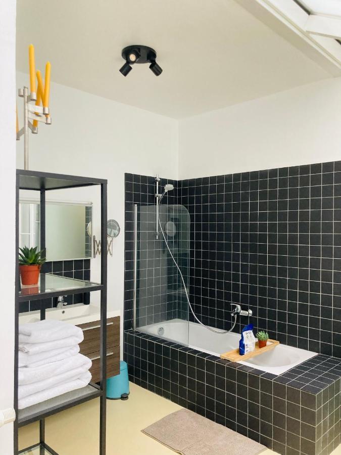 The Big Sleep Apartment Antwerpen Bagian luar foto