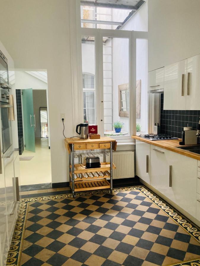The Big Sleep Apartment Antwerpen Bagian luar foto