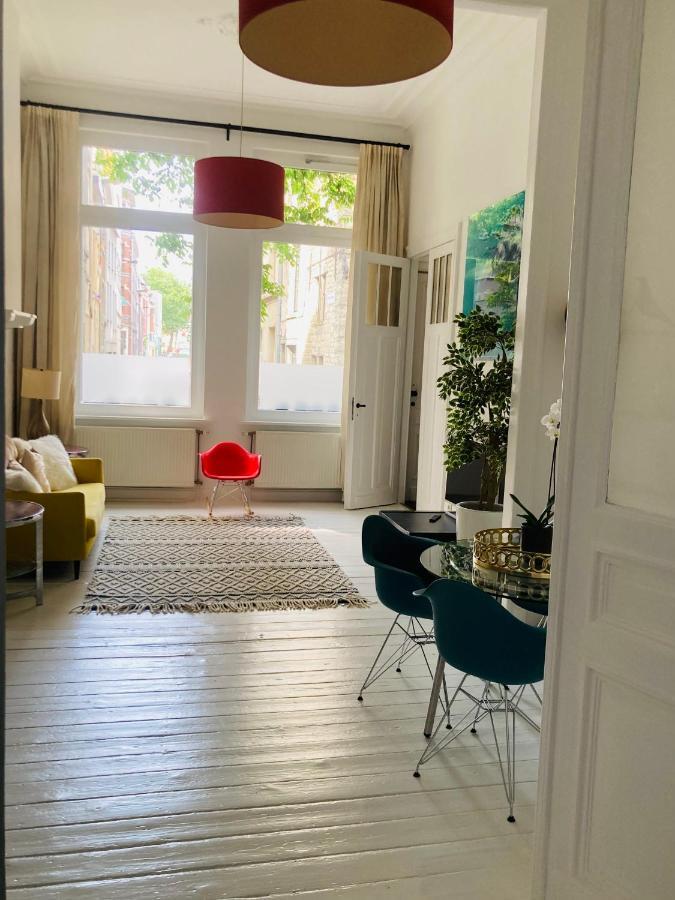 The Big Sleep Apartment Antwerpen Bagian luar foto